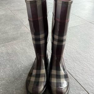 Burberry rubber boots